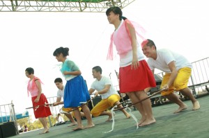 The Vietnamese Student Association performed a dance that was inspired by a traditional fishing technique practiced in Vietnam. Photo by Nita-Rose Evans.